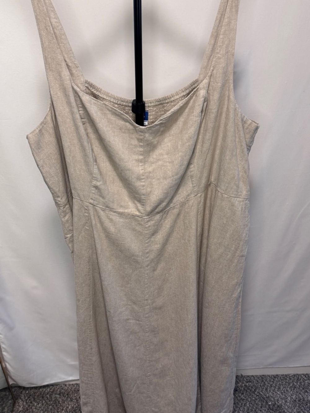 Old Navy Sleeveless Linen-Blend Maxi Dress in Light Beige
